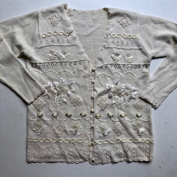 Vintage Sweaters Vintage Cottagecore Crochet Floral Embroidered